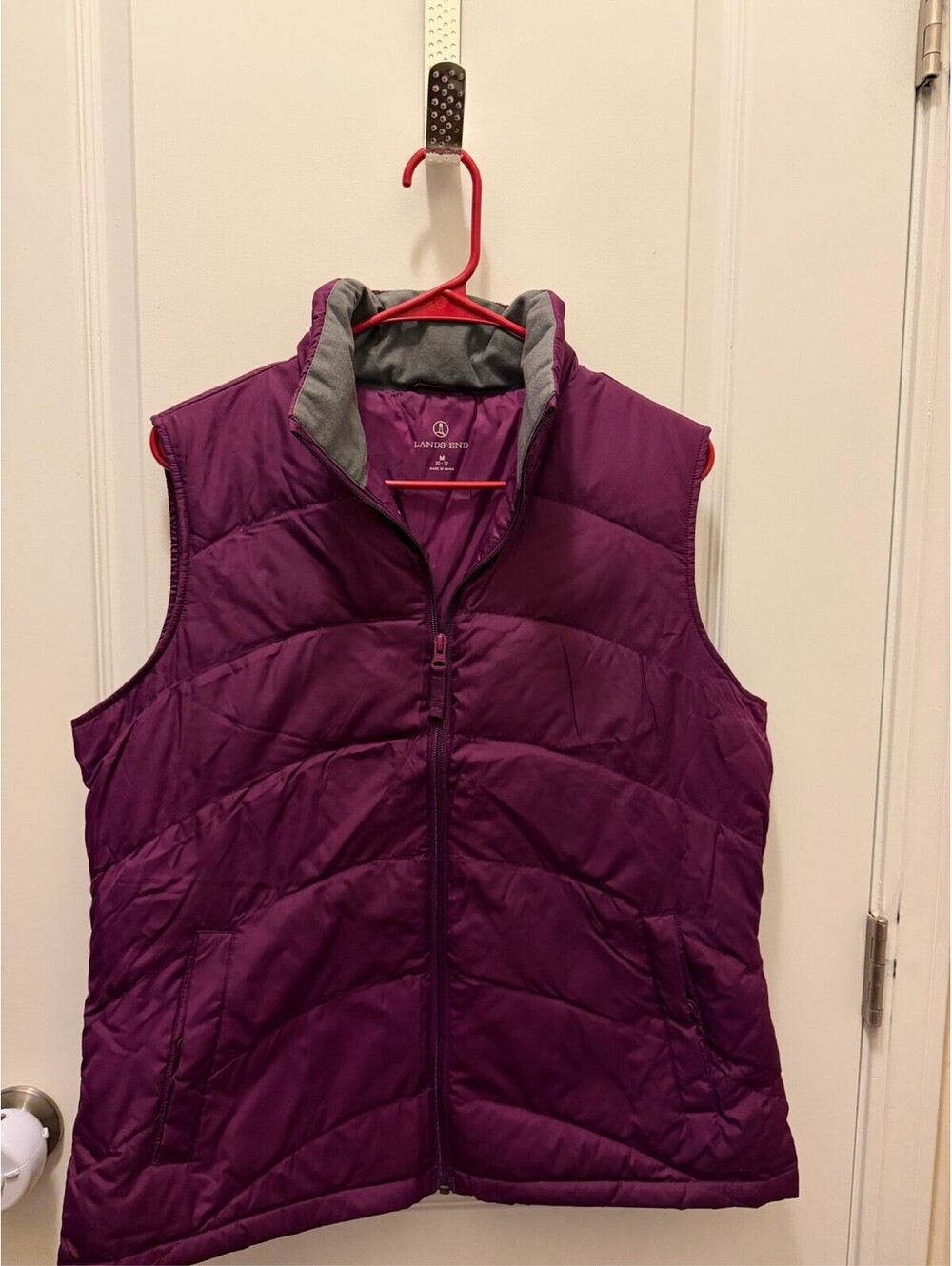 Lands' End Women's Purple Down Puffer Vest Quilted Full Zip Size M